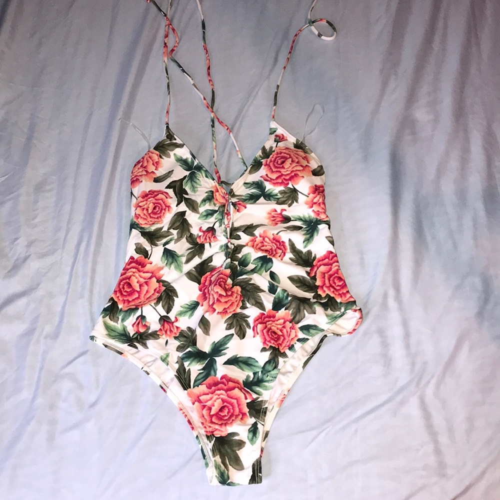 One piece bathing suit